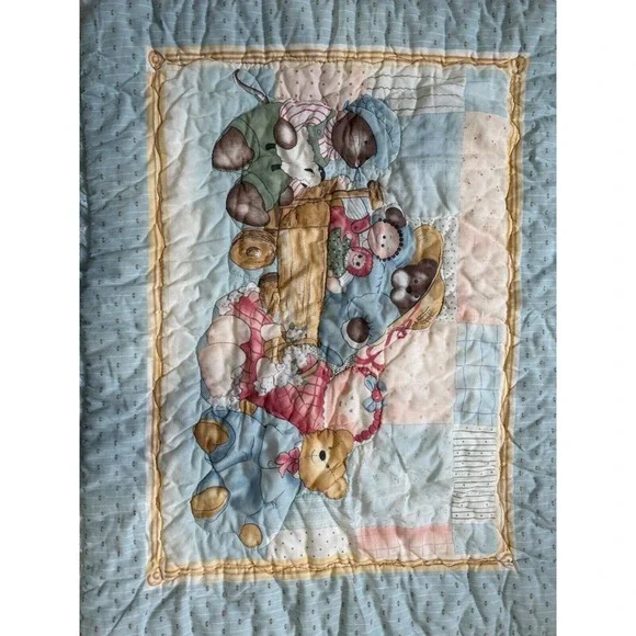 Bear Family Holding Raggedy Ann Wagon Blue Lace Quilt Baby Nursery Blanket - Picture 2 of 6